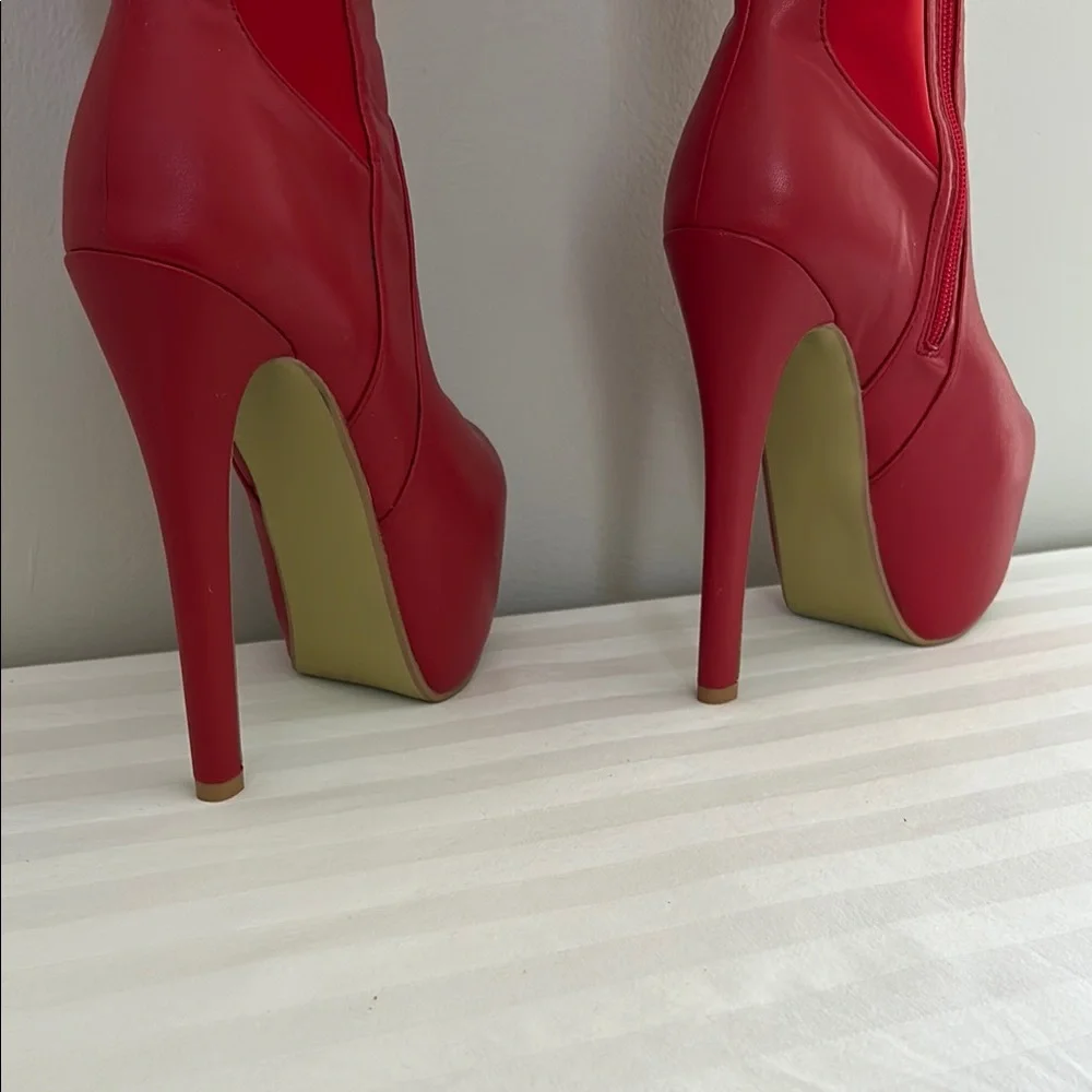 Ami Club Wear Red Over-the-Knee Women's Boots - Picture 7 of 16